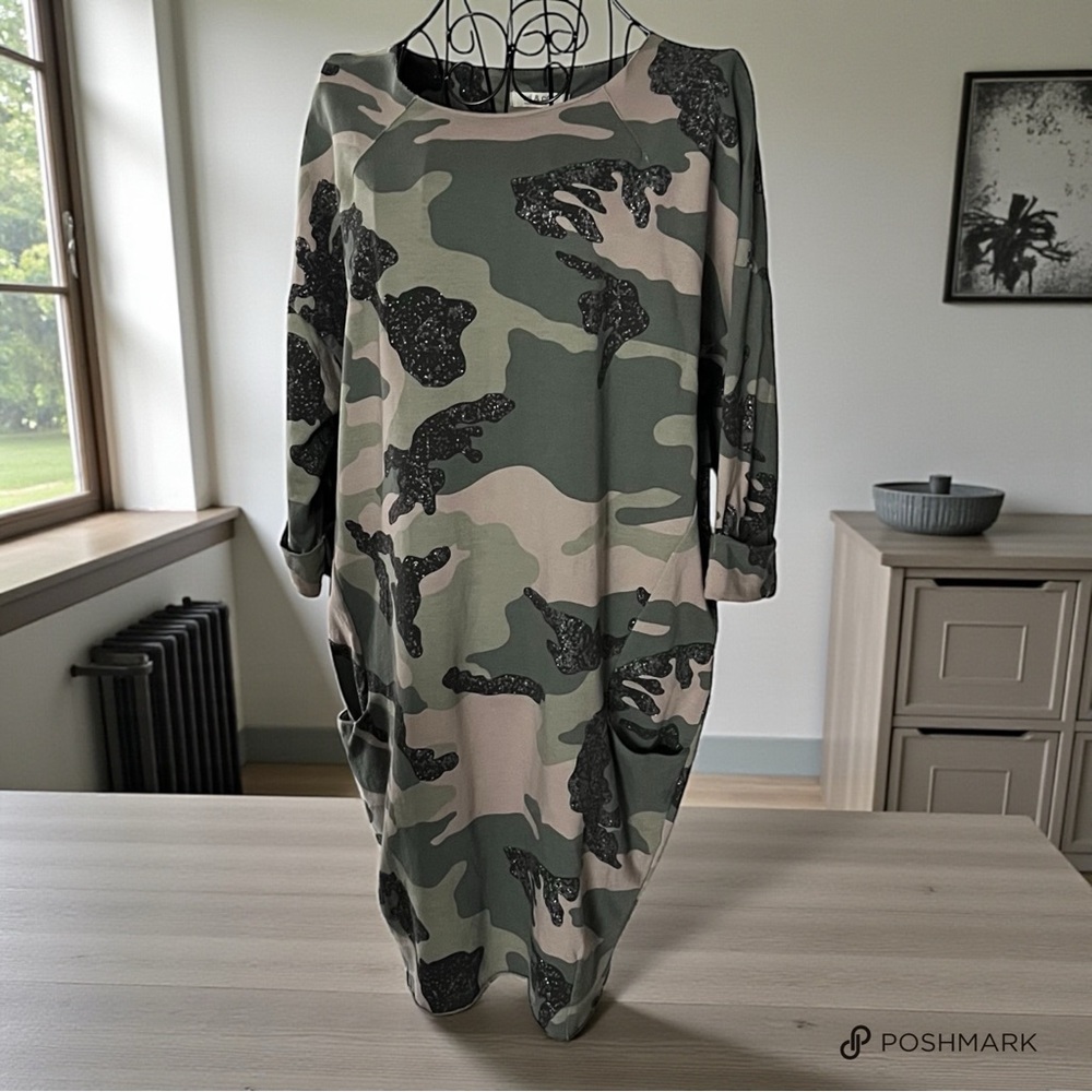 💖 Wi & Co Italian Camo Tunic Dress 💖
